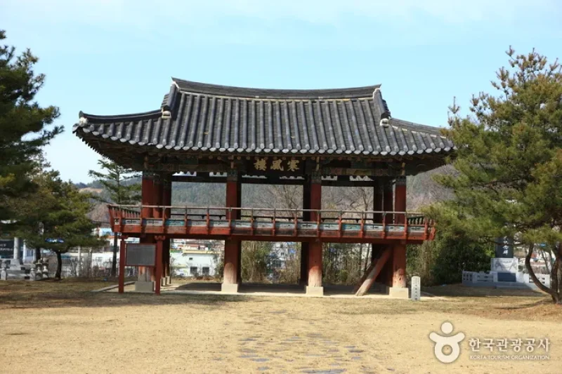 Hanpungru Pavilion  (1/24)