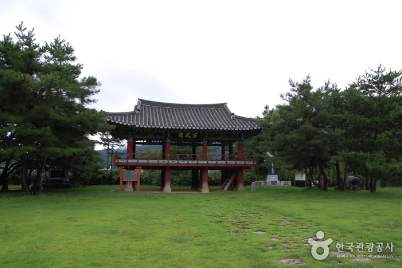 Hanpungru Pavilion  (4/24)