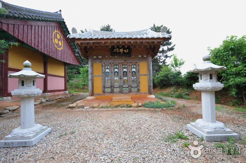 Seongmoam Hermitage  (2/5)