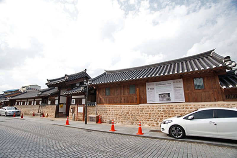 Hagindang (학인당) [한국관광품질인증/Korea Quality] (1/23)