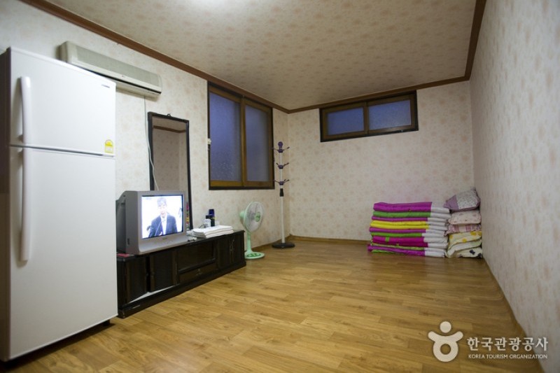 Servill Hotel - Goodstay  (8/10)
