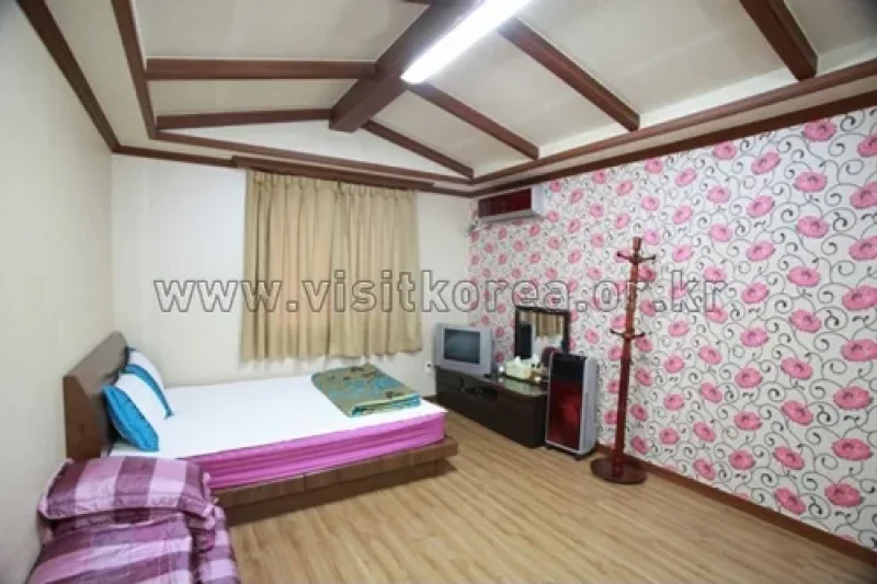 Dasup Pension - Goodstay  (2/25)