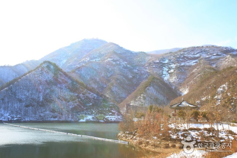 Jeoksangsan Mountain  (1/18)