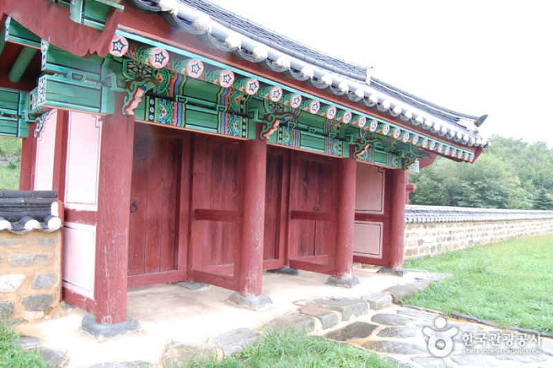 Jeoksangsan Mountain  (6/18)