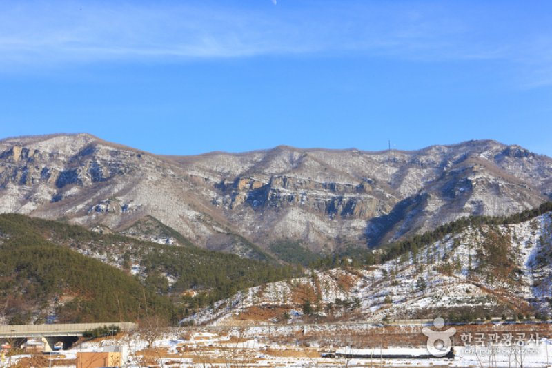 Jeoksangsan Mountain  (11/18)