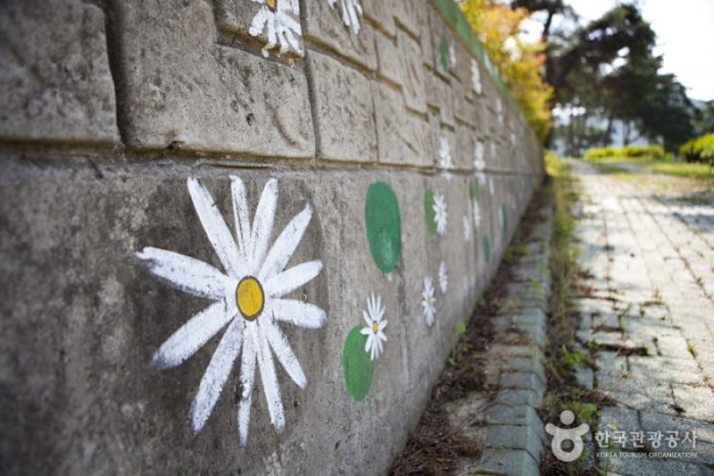 Okjeongho Lake Gujeolcho Theme Park  (11/23)