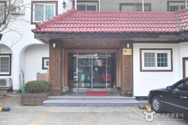 Jeil Sanjang - Goodstay  (2/25)