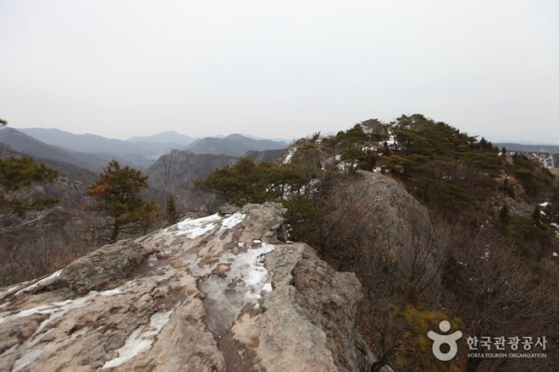 Seonunsan Provincial Park  (10/46)