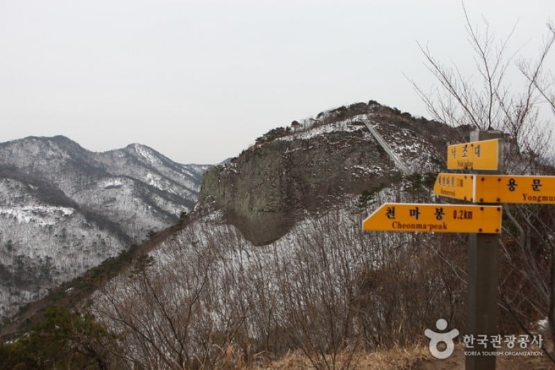 Seonunsan Provincial Park  (15/46)