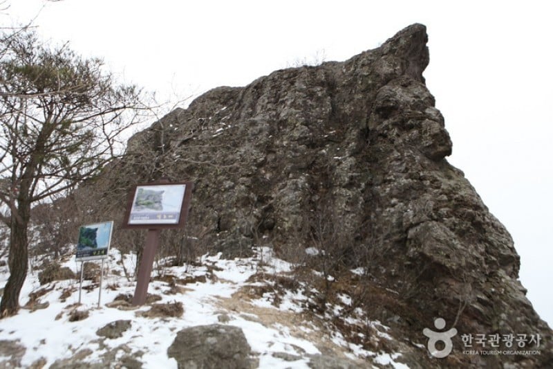 Seonunsan Provincial Park  (16/46)