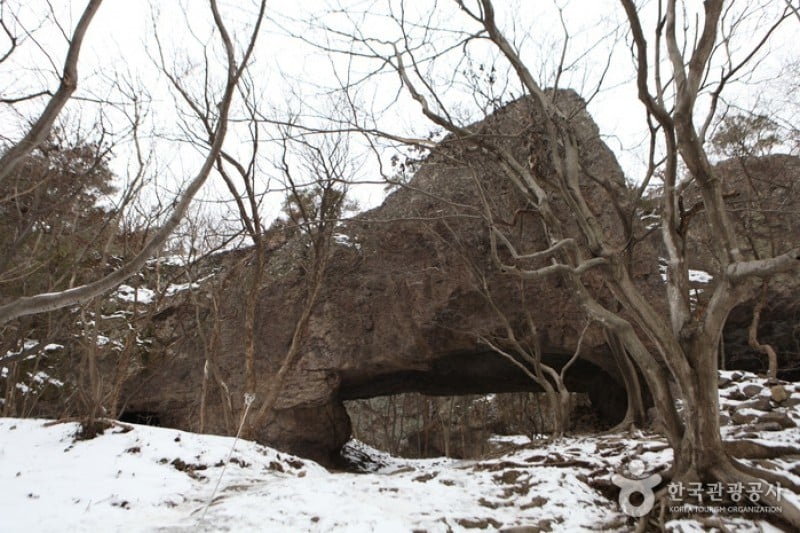 Seonunsan Provincial Park  (23/46)