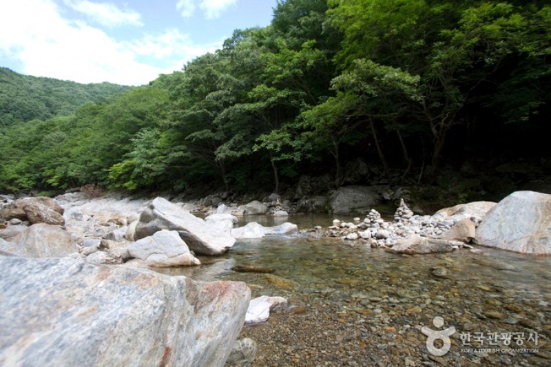 Baemsagol Valley  (2/5)