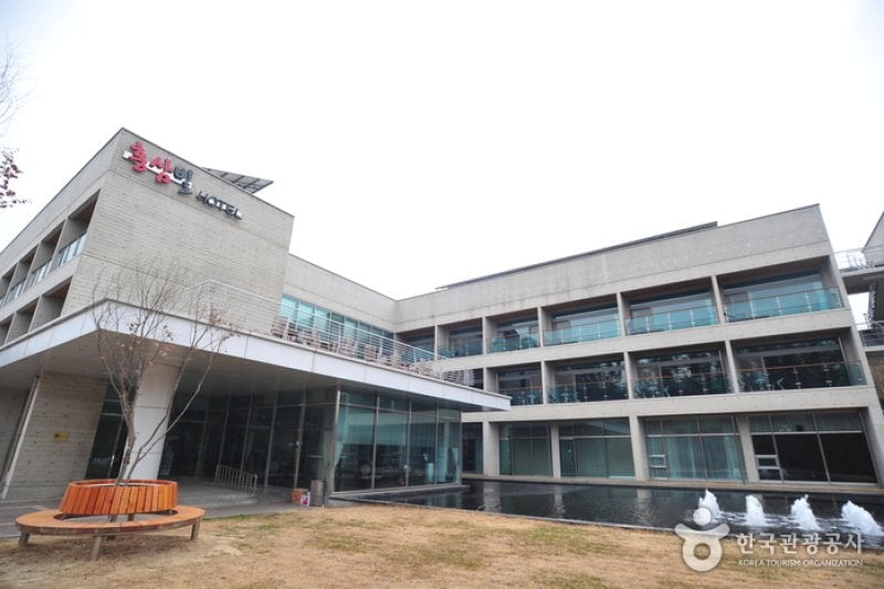 Jinan Red Ginseng Spa &amp; Vill - Goodstay  (1/18)