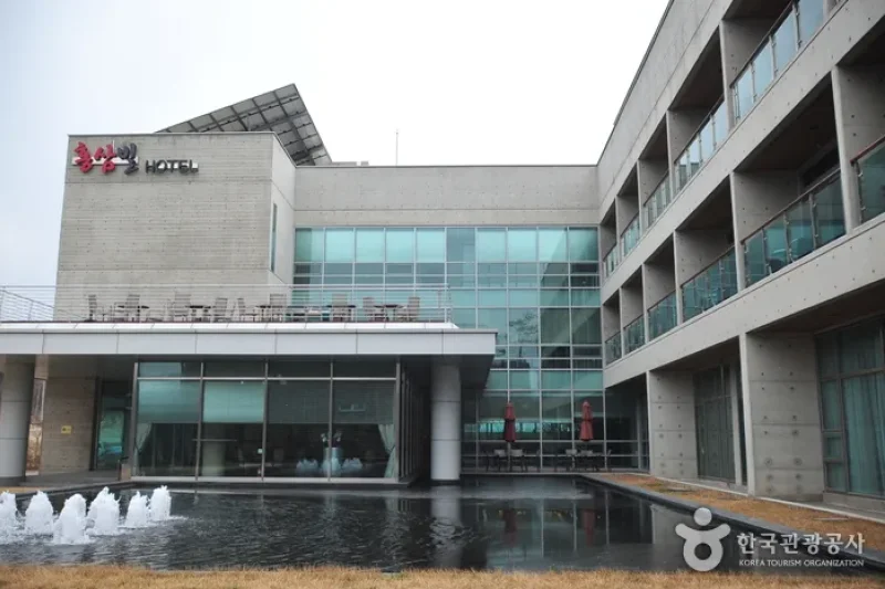 Jinan Red Ginseng Spa &amp; Vill - Goodstay  (2/18)