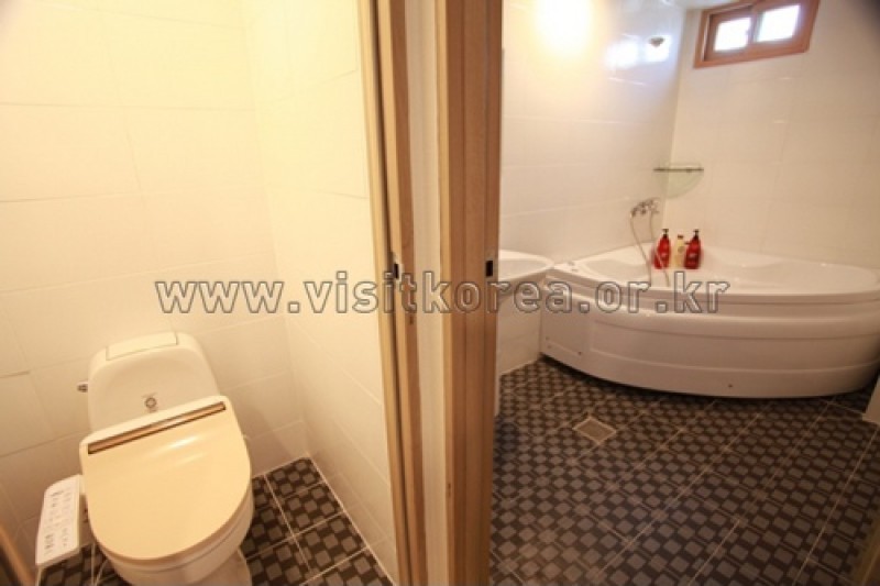 Lanuit Hotel - Goodstay  (21/25)