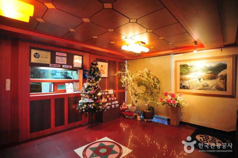 Moaksan Motel - Goodstay  (4/10)