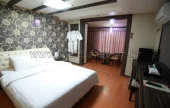 Lynn House - Goodstay 