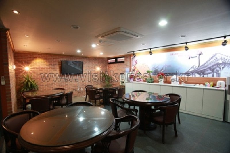 Lynn House - Goodstay  (20/20)