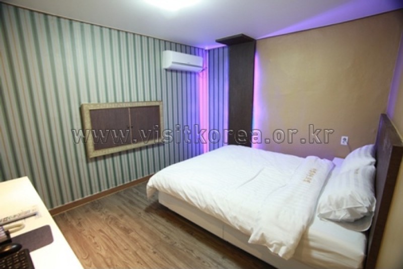 Camellia hotel - Goodstay  (3/23)