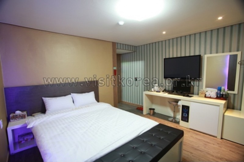 Camellia hotel - Goodstay  (16/23)