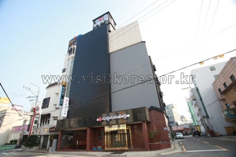 Camellia hotel - Goodstay  (17/23)