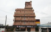 Win Hotel - Goodstay 