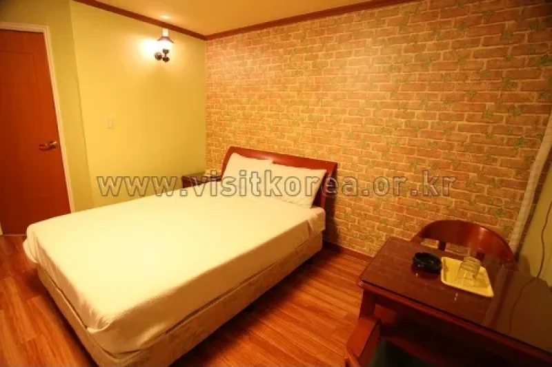 Win Hotel - Goodstay  (5/18)