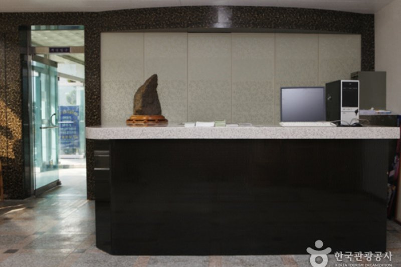 Namwon Hotel - Goodstay  (4/9)