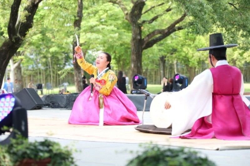 Namwon Chunhyang Festival  (5/18)
