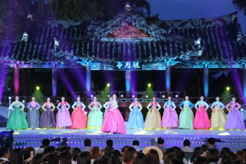 Namwon Chunhyang Festival  (11/18)