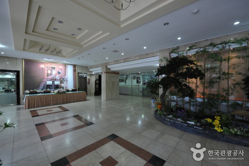 Closed : Jeonju Tourist Hotel (전주관광호텔) (3/6)