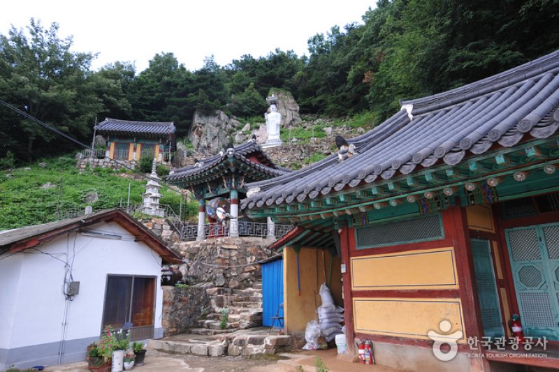 Donggosa Temple  (1/7)