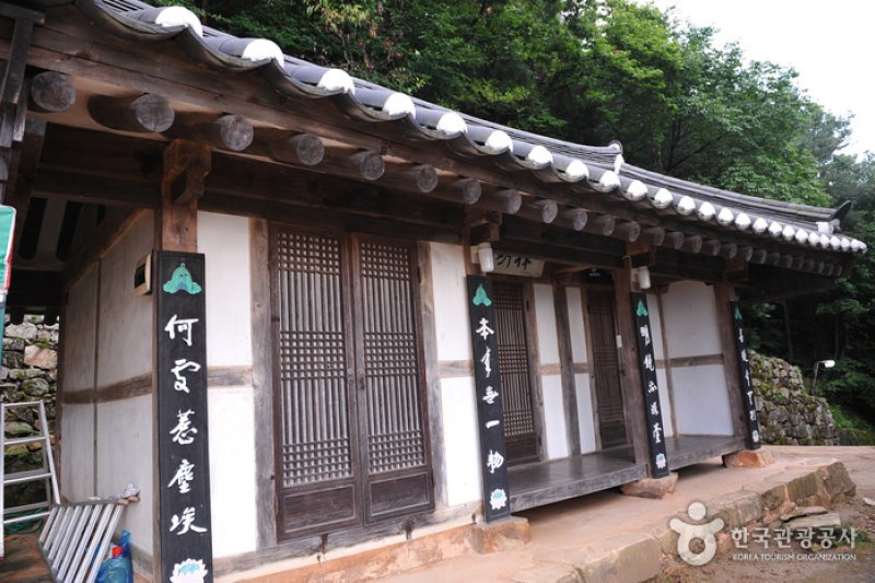 Donggosa Temple  (2/7)
