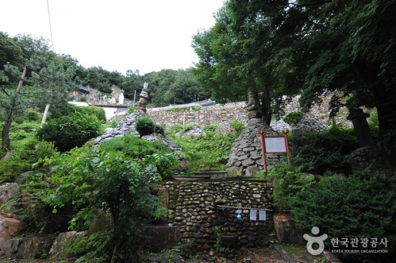 Donggosa Temple  (4/7)