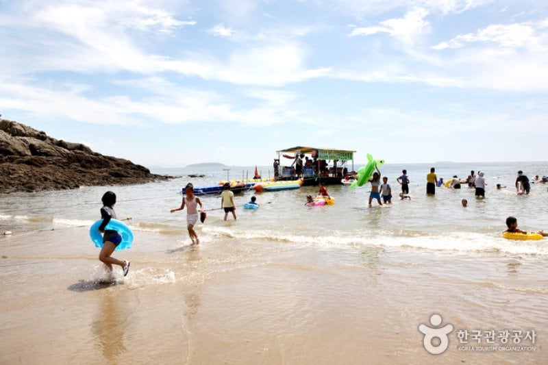 Mohang Beach  (13/18)