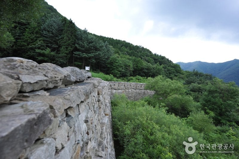 Wibongsanseong County Park (위봉산성군립공원) (4/11)