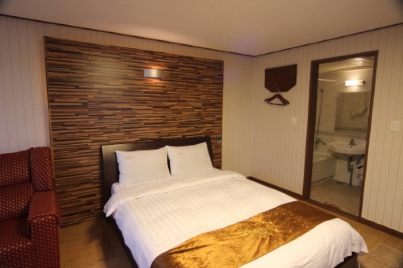 BENIKEA Chaeseokgang Starhills Hotel (베니키아 채석강 스타힐스 호텔) (11/23)