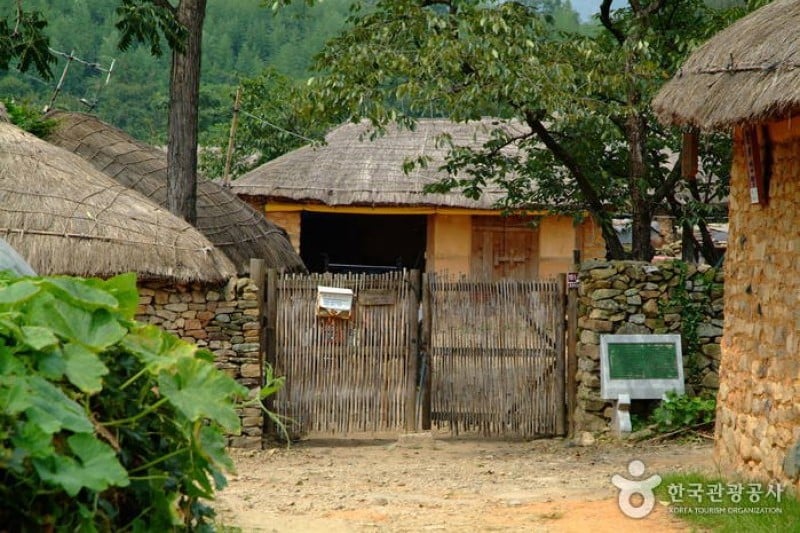 Naganeupseong Folk Village  (10/26)