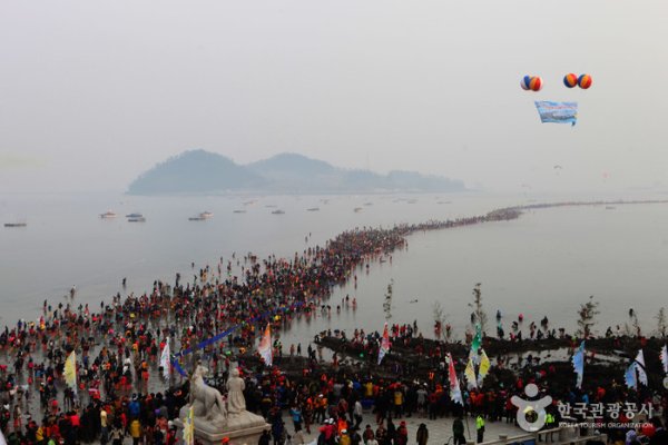Jindo Miracle Sea Road Festival