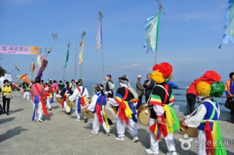 Jindo Miracle Sea Road Festival 