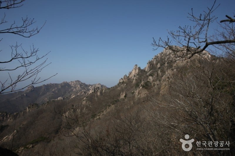 Wolchulsan National Park  (5/7)