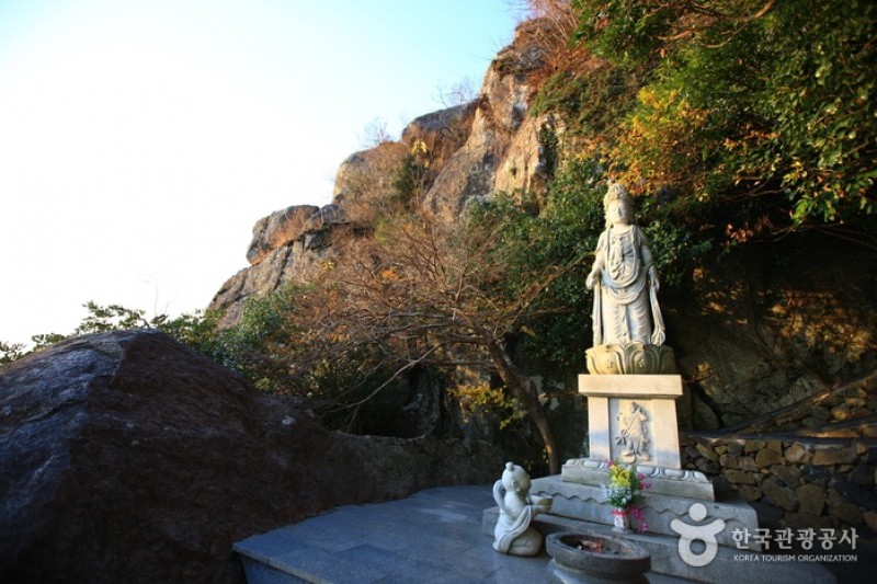 Hyangiram Hermitage  (8/35)