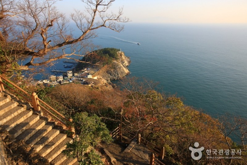 Hyangiram Hermitage  (27/35)