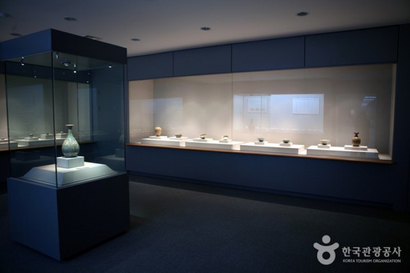 Gangjin Goryeo Celadon Museum  (9/15)