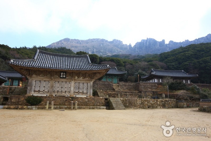 Mihwangsa Temple / Dosolam  (21/25)
