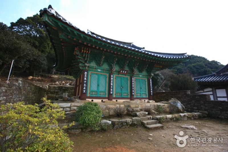 Mihwangsa Temple / Dosolam  (23/25)