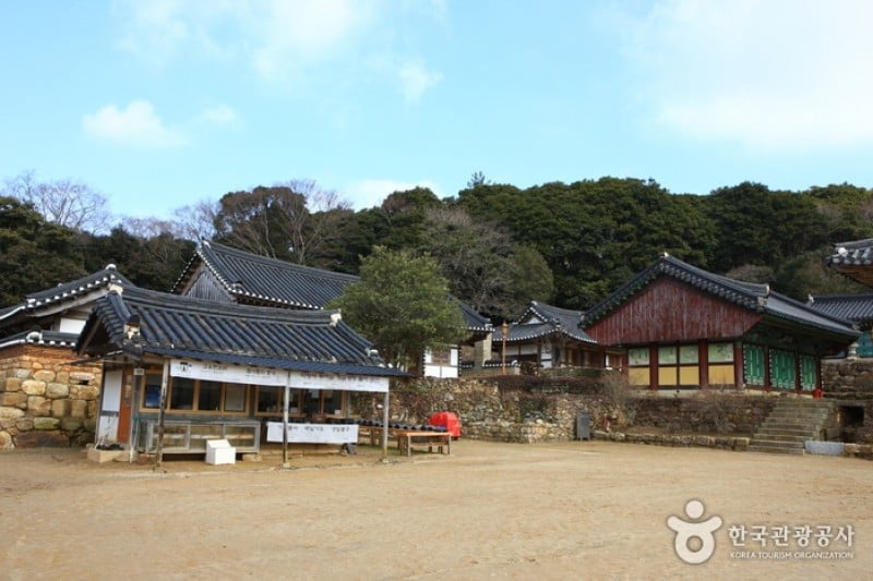 Mihwangsa Temple / Dosolam  (25/25)