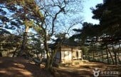 Sigyeongjeong Pavilion 