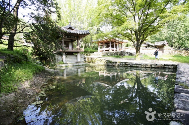 Sigyeongjeong Pavilion  (11/11)