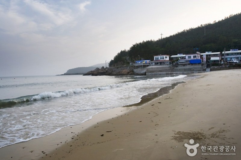 Sinji Myeongsasimni Beach  (5/26)